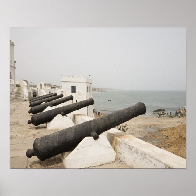 Afrika, Väster Afrika, Ghana, Elmina. Canons gaurd Poster (Framsidan)