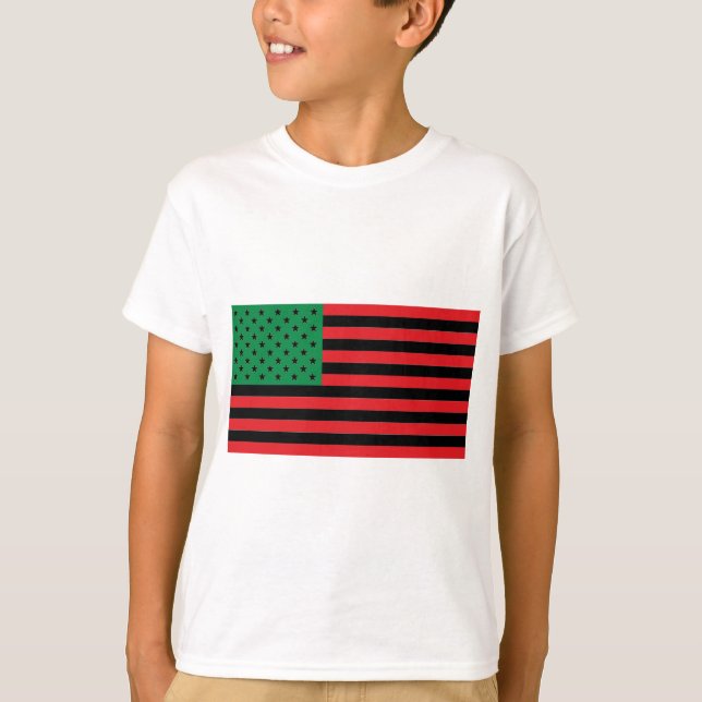 Afrikansk amerikanflagga - röd svart och grönt t shirt (Framsida)