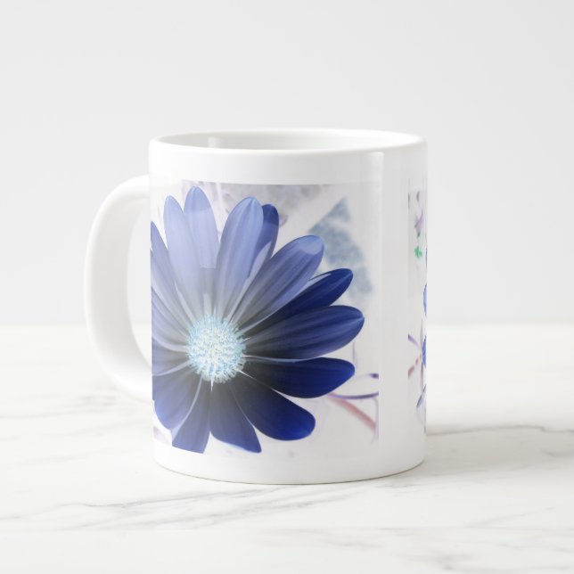 Afrikansk Daisy Glowing Blue Mugg Jumbo Mugg (Framsida vänster)
