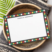 Afrikansk röd grön gul vit mosaik Kwanzaa namn