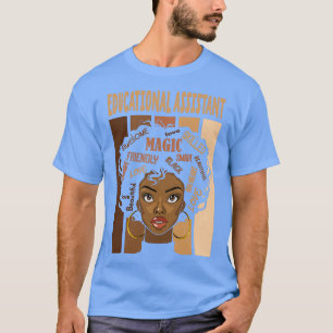 Afrikansk utbildningsassistent i coola e t shirt