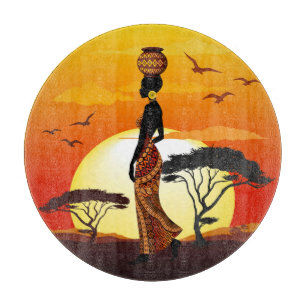 Afrikansk vackra Woman Silhouette på Afrikas Sol