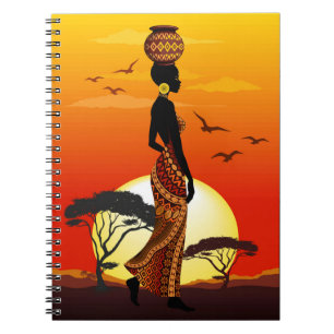 Afrikansk vackra Woman Silhouette på Afrikas Sol Anteckningsbok
