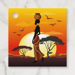 Afrikansk vackra Woman Silhouette på Afrikas Sol Gåvor Etiketter