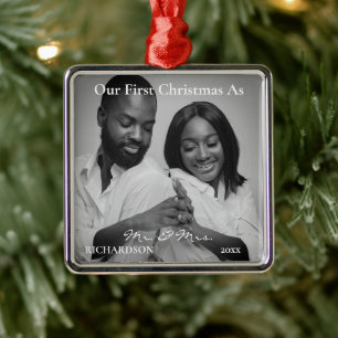 Afrikanska amerikanska första julen som Mr & Mrs P Julgransprydnad Metall