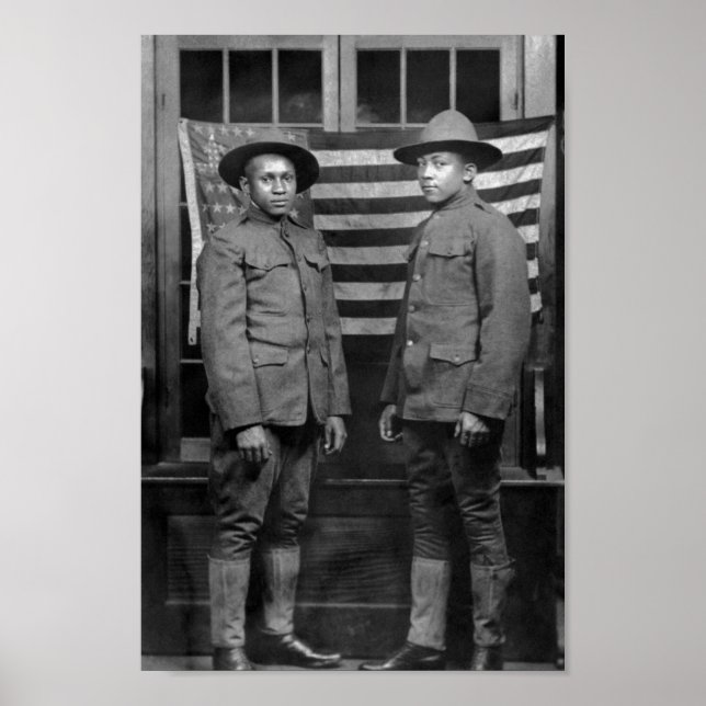 Afrikanska soldat med amerikansk Flagga Poster (Framsidan)