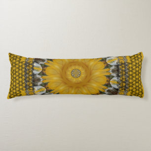 Afrikanskt tryck Solros Gylden Design Kroppskudde