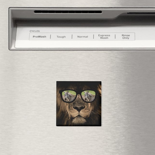 Afrikas lejona jakt på zebra magnet (In Situ (Dishwasher))