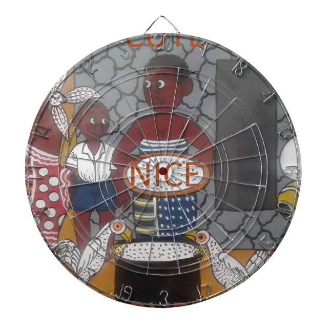 Afrikas traditionella livsstil i hemmet piltavla (Framsidan)