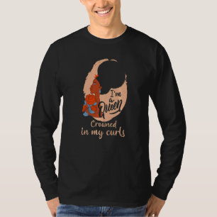 Afro Hair Im A Queen satt i rörets svart. T Shirt