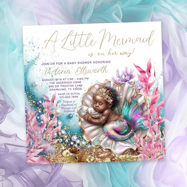Afroamerikansk Sjöstjärna Skal Baby Shower Inbjudningar (Beautiful mermaid baby shower invitation with sweet baby mermaid sleeping in a clamshell.)
