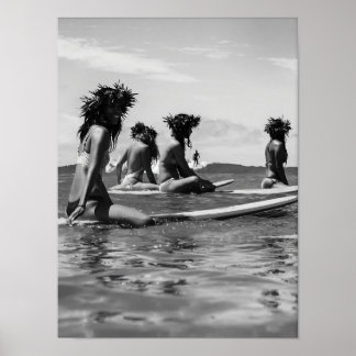 Afroamerikanska Kvinnor Surfing Print, Svart och V Poster