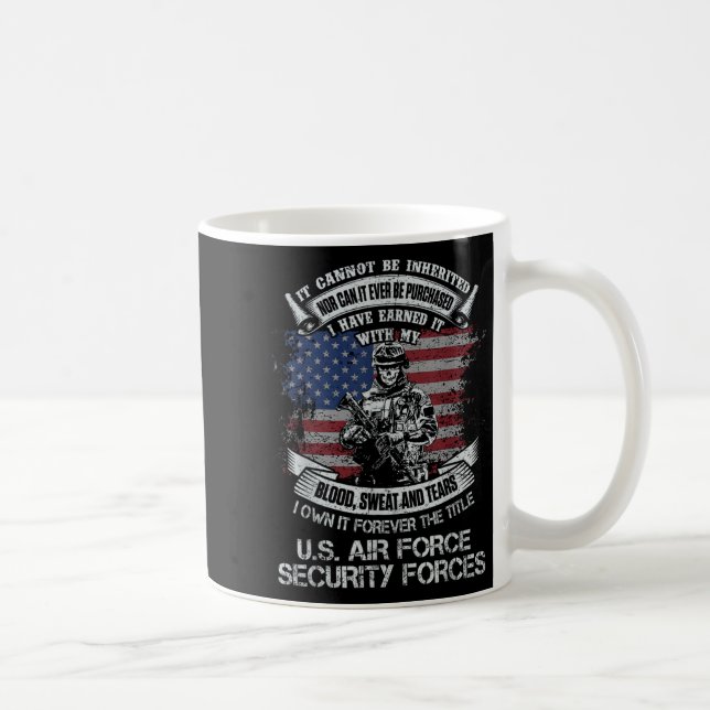 Äg titeln Air Force Security Forces för evigt Kaffemugg (Höger)