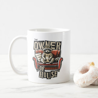 Ägaren till husets roligt för raccoon älskare kaffemugg