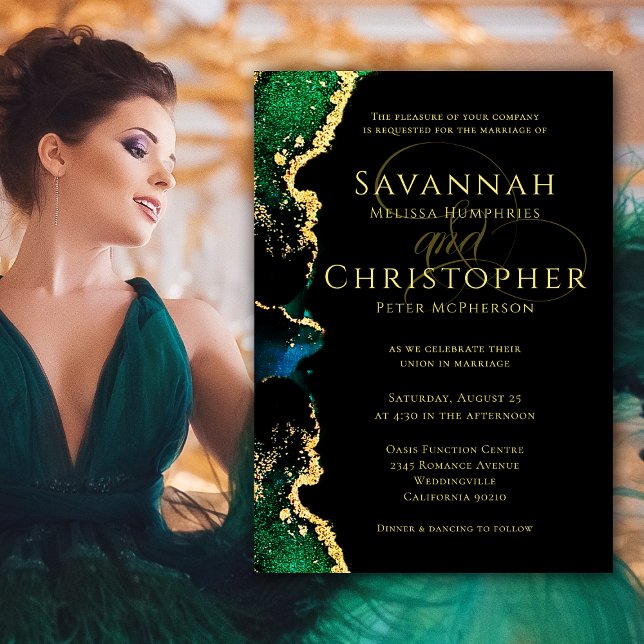 Agate Grönt Black Guld Etheral Wedding bjudande in Inbjudningar (Agate Green Black Gold Ethereal Wedding Invitation. Model from Pexels.)