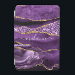 Agate Lila Violet Guld Glitter Geode Eget namn iPad Mini Skydd<br><div class="desc">Agate Lila Violet Guld Glitter Geode Custom Name Gnistra Marble Personlig Birthday - Annibröllopsdag eller Bröllop Gift / Supparly - Add Your Name - Text or Remove - make Your Speciell Gift - Resize and move and remove and add text / inslag with Adapzation verktyg. Utformning efter MIGNED. Se mina...</div>