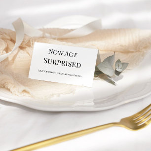 Agera som överraskadFunny maid of honor frieri Kort