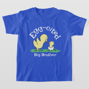 Ägg-exalterad storebror söt syskon blå t-shirt