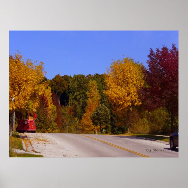 Ägg Harbour, WI Fall Season med Trolley Car Poster (Framsidan)