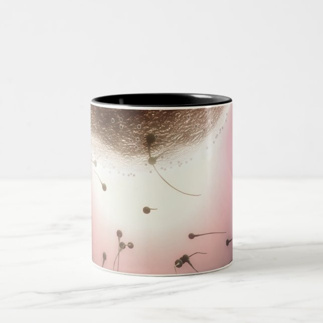Ägg som gödslas av sperma Två-Tonad mugg (Center)