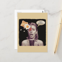 Ägg till frukost i denna ekonomi Surreal kvinna Vykort