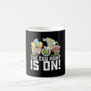 Äggleken Är I Gång Tomte Rolig Påsk Kaffemugg