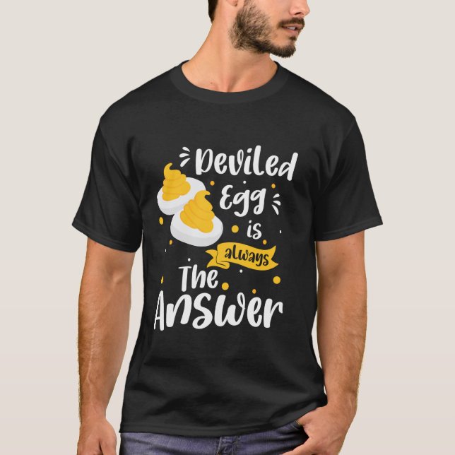 Äggröra Är Alltid Svaret T Shirt (Framsida)