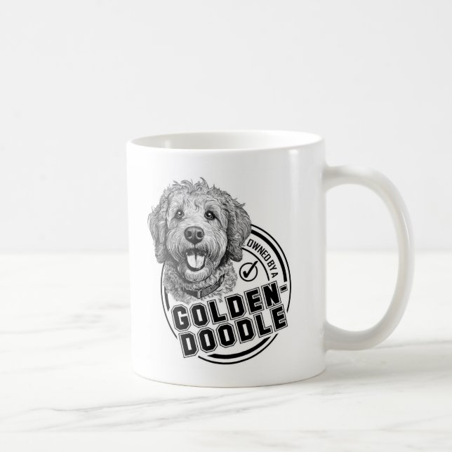 Ägt av en Goldendoodle Kaffemugg (Höger)