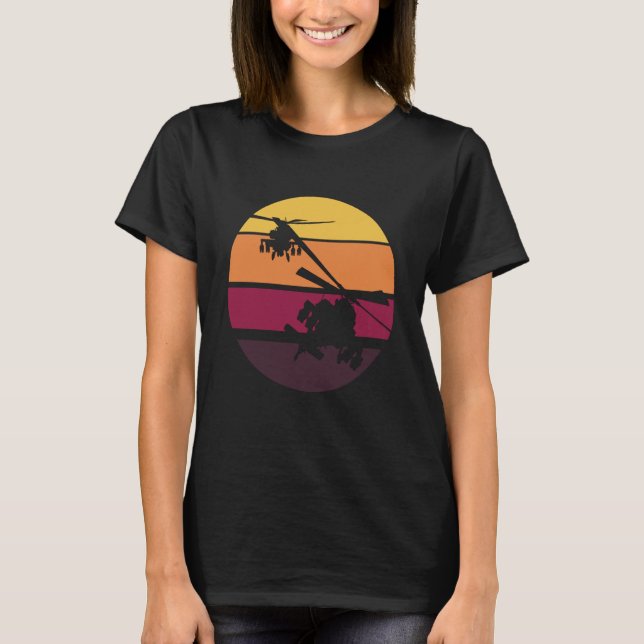 AH 64 Apache Silhouetted by the Sunset T Shirt (Framsida)