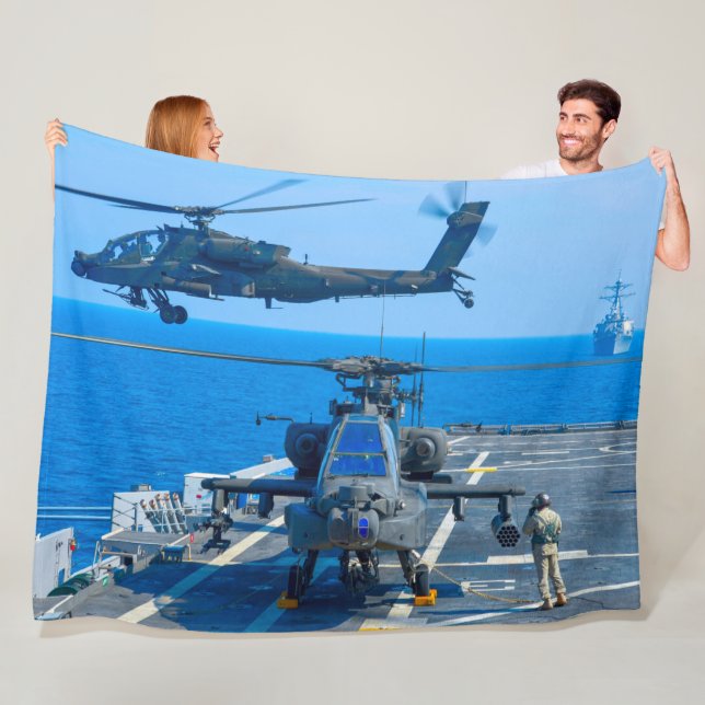 AH-64E APACHE GUARDIAN FLEECEFILT (På plats)