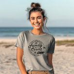 Åh Frakt Det är en familjefäkt i Resa som passar f T Shirt<br><div class="desc">Frakt Det är en familj Resa! Låt oss Hämta matchande pesonalized och gör Dreams Kom True. Den här unika familjegarantin är perfekten till din kryssning resa. Välj färg och lägg till din personliga text som är enkel att anpassa.</div>