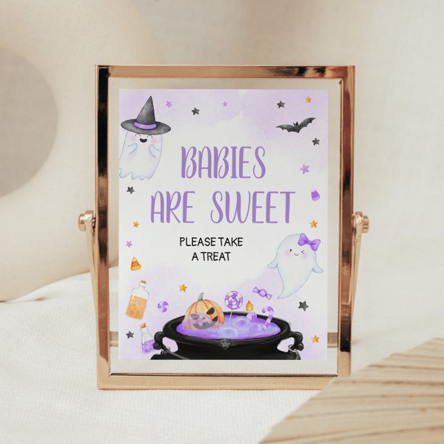 Åh Lakan Boo-y Halloween Spädbarn är Sweet Poster (Purple Oh Sheet Boo-y Ghoul Baby Shower Babies are Sweet Sign)