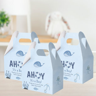 Ahoy Det är en pojk- och havsdjursskötare. Presentaskar