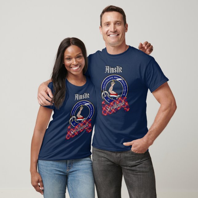 Ainslie Clan-märke & Tartan T-Shirt (Unisex)