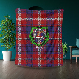 Ainslie Scottish Klan Tartan & Vapensköld Fleecefilt