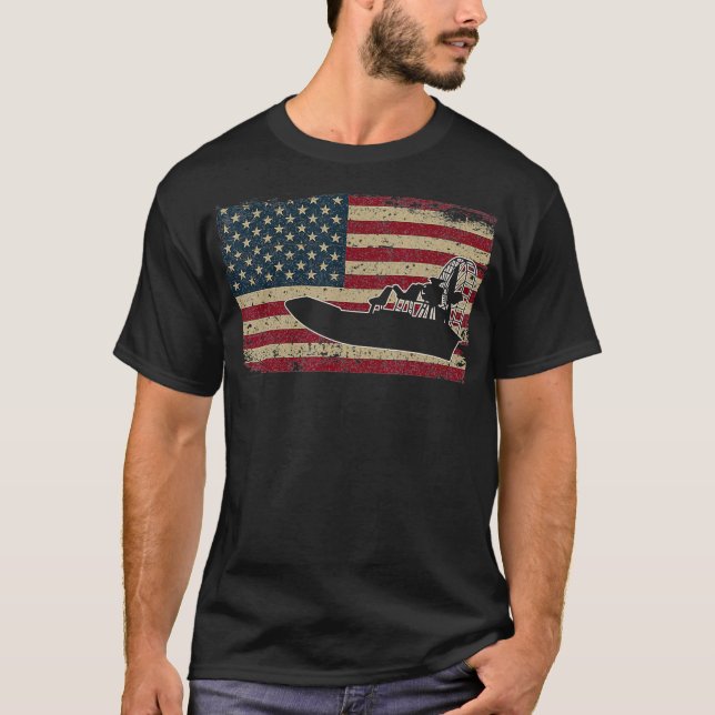 Airboat America Flagga I Patriotic Airboat-kapten T Shirt (Framsida)