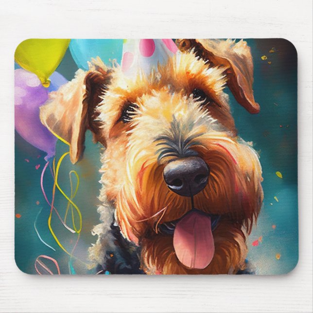 Airedale hund med födelsedagshatt och ballonger musmatta (Framsidan)