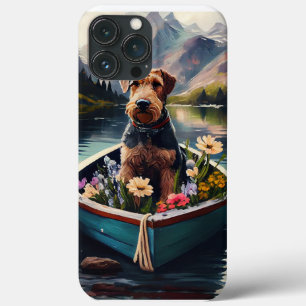 Airedale-hund på paddel: Ett naturskönt äventyr