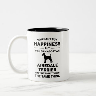 Airedale Terrier-adoptionslycka Två-Tonad Mugg
