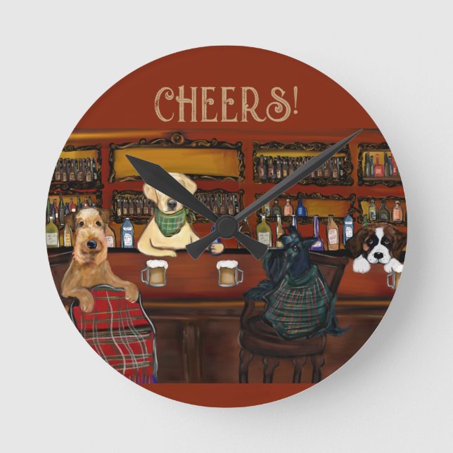 AIREDALE TERRIER & FRIENES RUND KLOCKA (Framsida)