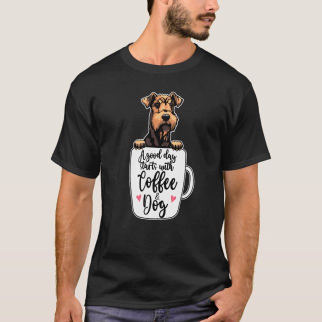Airedale Terrier Hund Coffee Mugg Hund T Shirt (Framsida)