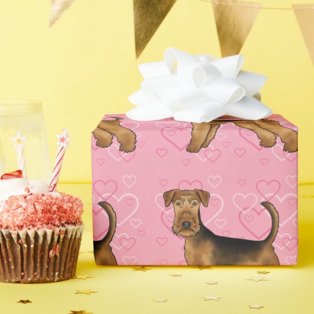 Airedale Terrier Hund Kärlek Med Rosa Hjärtmönster Presentpapper (Födelsedagsfest)