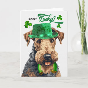 Airedale Terrier Känner sig Lucky St Patrick's Day Helgkort