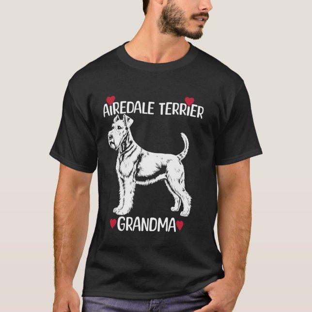 Airedale Terrier Mormor T Shirt (Framsida)