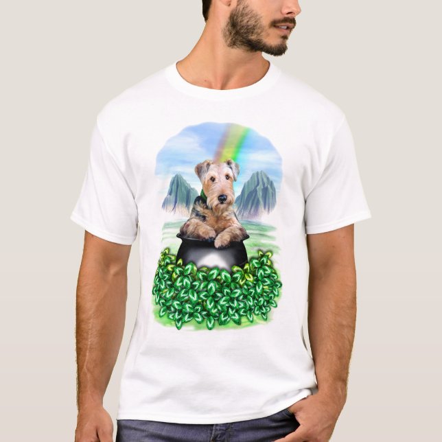 Airedale Terrier Pot of Guld T-Shirt (Framsida)