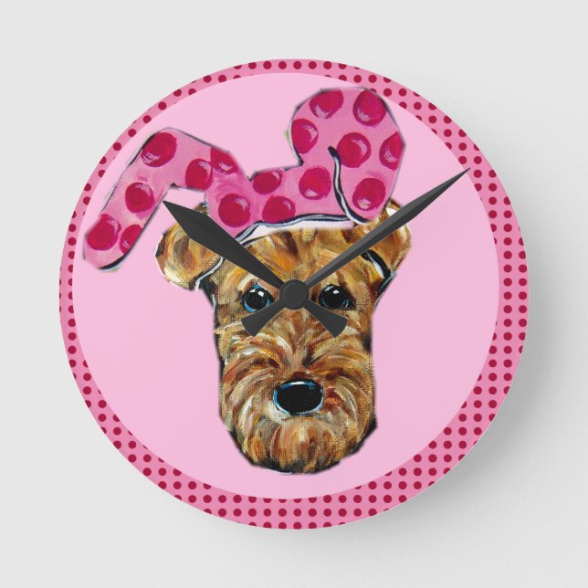 AIREDALETERRIER RUND KLOCKA (Framsida)