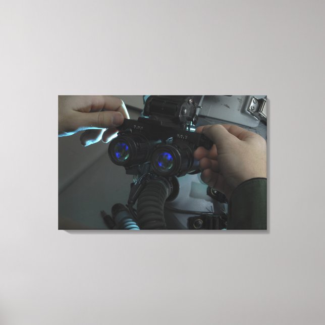 Airman justerar ögonområdet canvastryck (Framsida)