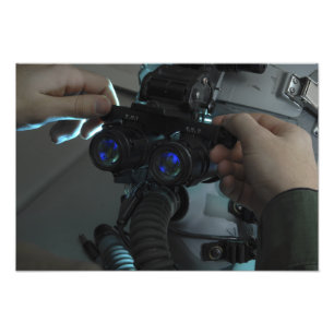 Airmanen justerar det eyespan fototryck