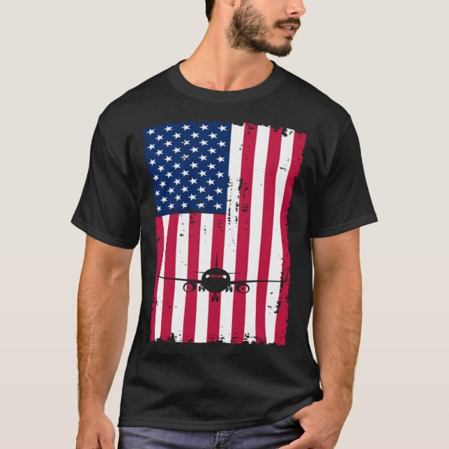 Airplane American Flag Pilot Jet Aviation T Shirt (Framsida)