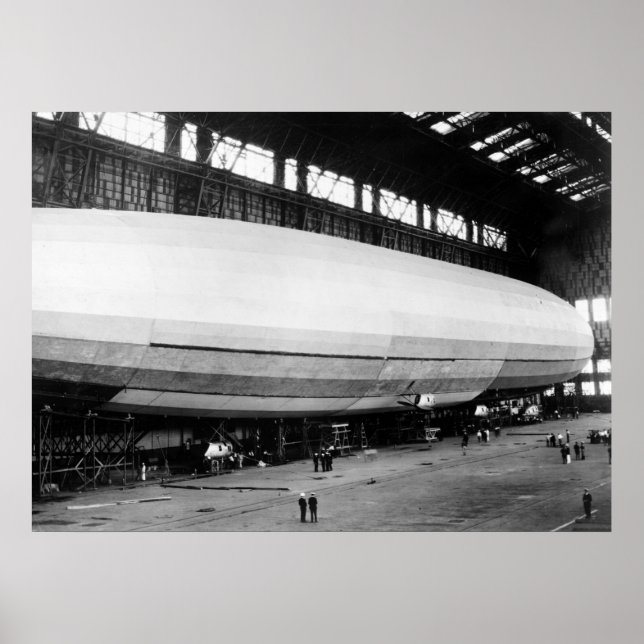 Airship Garage, 1920-talet Poster (Framsidan)